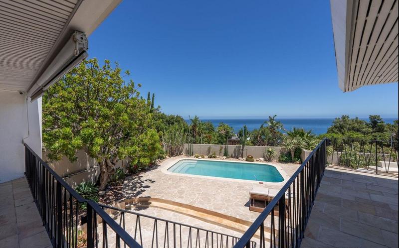 5 Bedroom Property for Sale in Camps Bay Western Cape